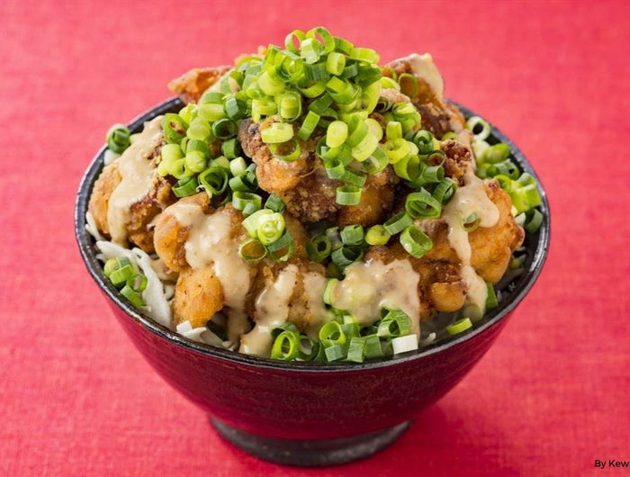 <h1>Karaage og forårsløg-sesamsalat</h1>