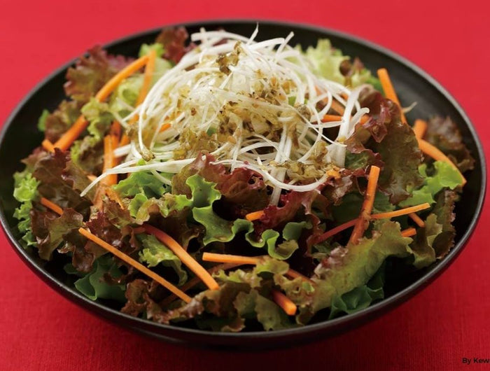 <h1>Red Leaf Lettuce Choreogi Salad</h1>