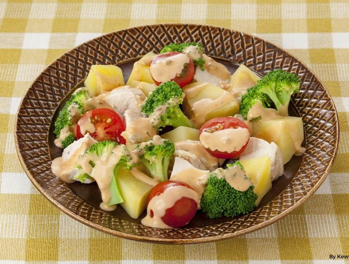 <h1>Chicken and Broccoli Salad with 1000 Island Dressing</h1>