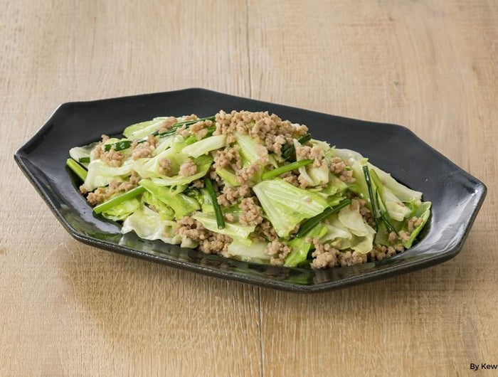 <h1>Ground Pork and Cabbage Stir-Fry with Sesame Garlic Dressing</h1>