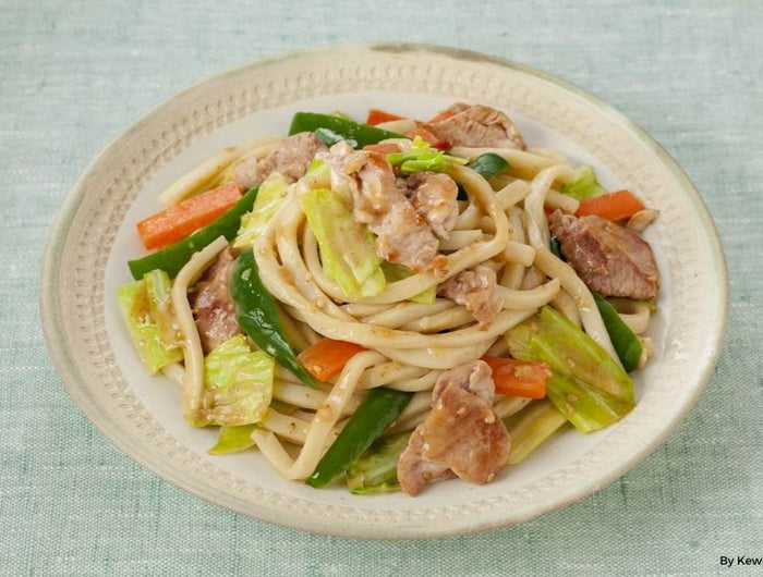 <h1>Stir-fried Udon with Sesame Dressing</h1>