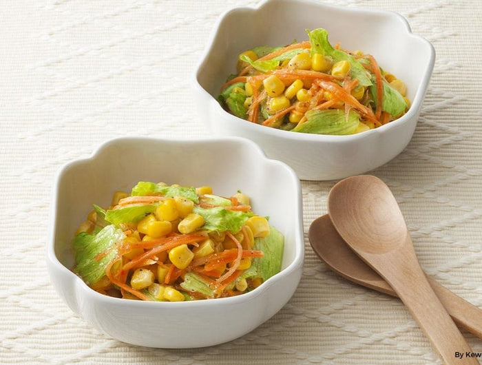 <h1>Lettuce, Carrot, and Corn Salad with Italian Dressing</h1>