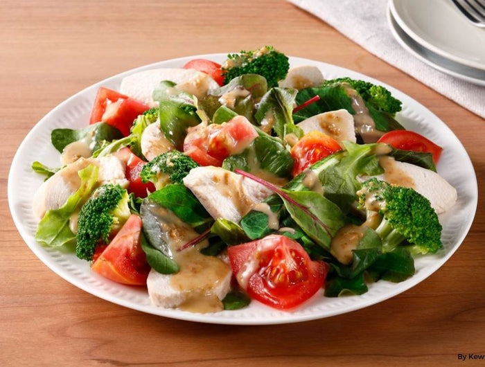 <h1>Baby Leaf, Broccoli, and Chicken Breast Salad</h1>