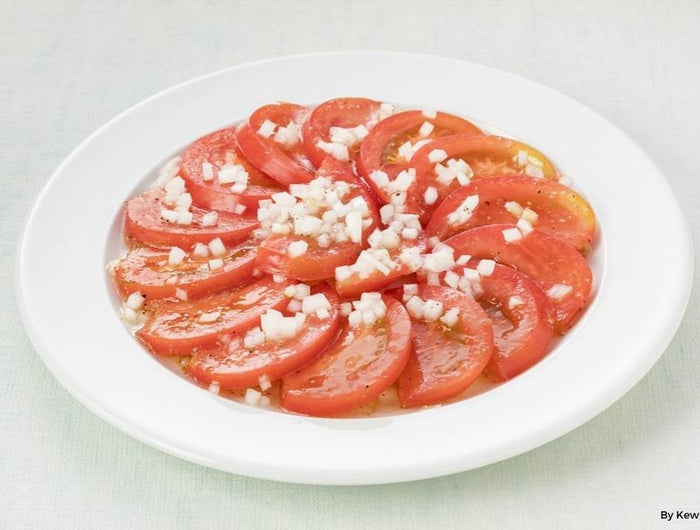 <h1>Sliced Tomato and Onion Salad with Italian Dressing</h1>