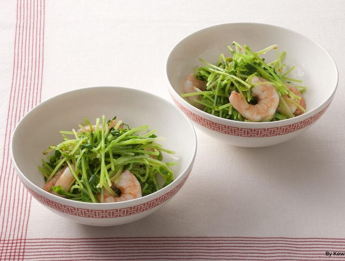 <h1>Pea Shoot and Shrimp Chinese-Style Salad</h1>