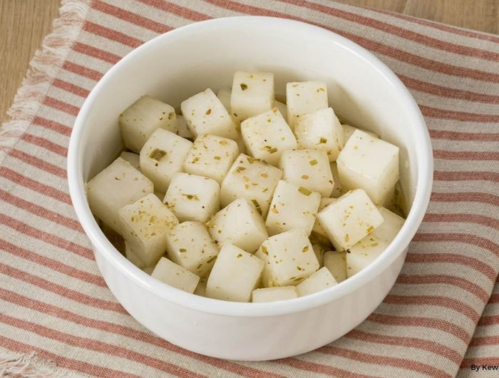 <h1>Choreogi-Marinated Daikon Salad</h1>