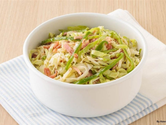<h1>Cabbage, Bell Pepper, and Crispy Bacon Salad</h1>