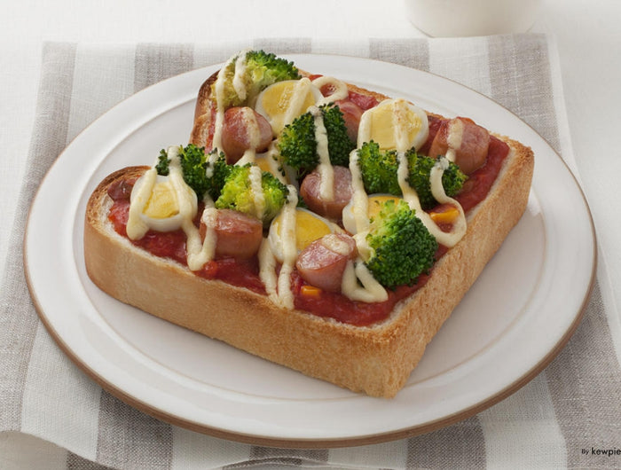 <h1>Broccoli & Quail Egg Pizza Toast with Kewpie Basil Sauce</h1>
