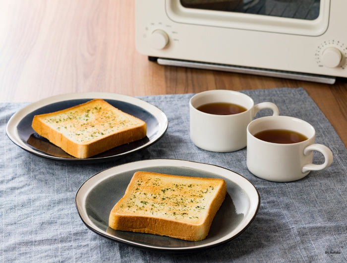 <h1>Simple Garlic Toast with Sandwich Bread – Aohata Verde Spread</h1>
